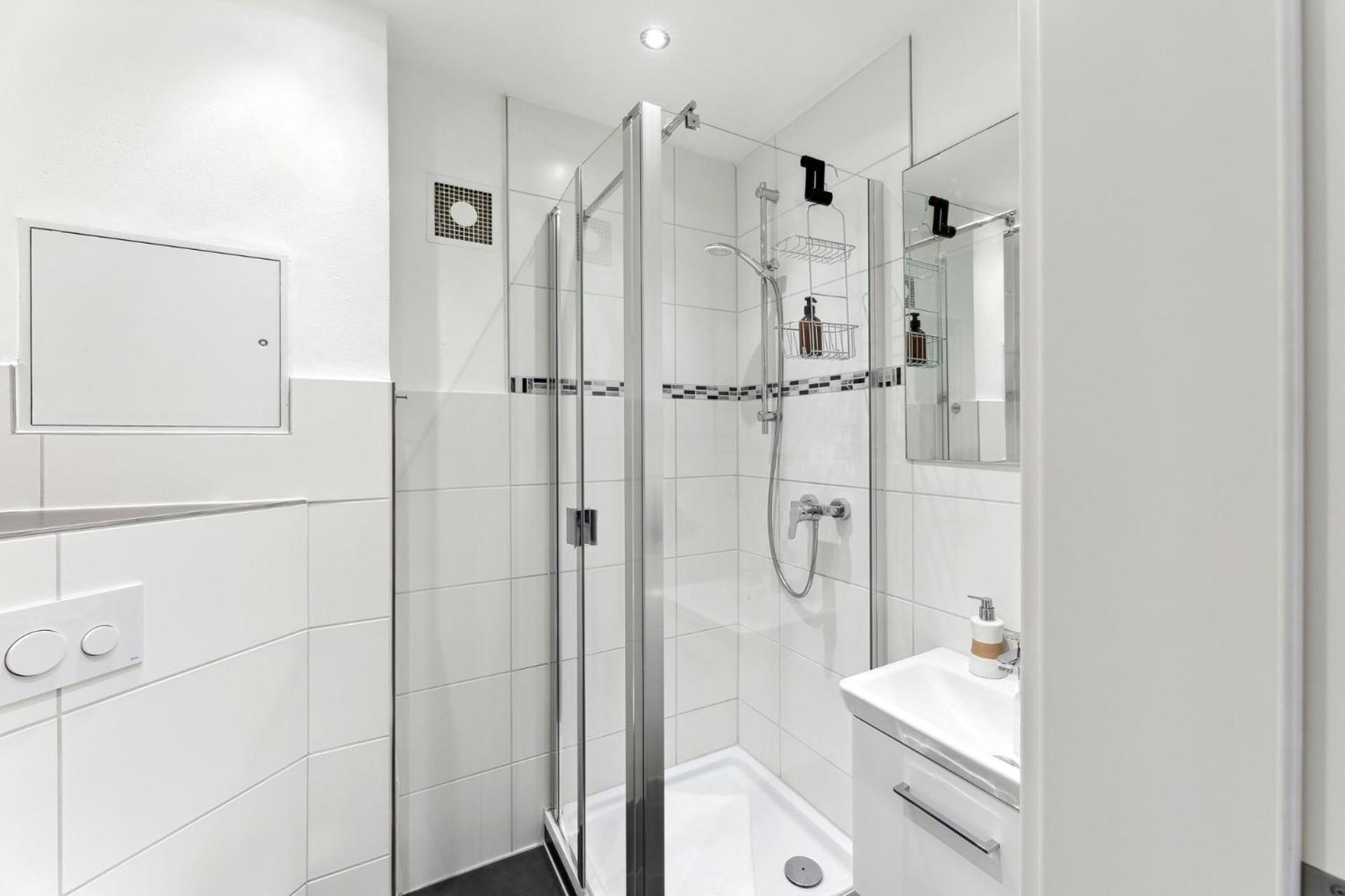 Sali Homes - Charming Studio Apartment In Heart Of Bayreuth With Balcony Exterior foto